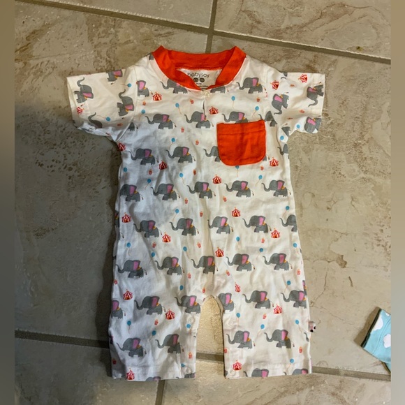 Babysoy 6-12 mos bundle - Picture 3 of 5